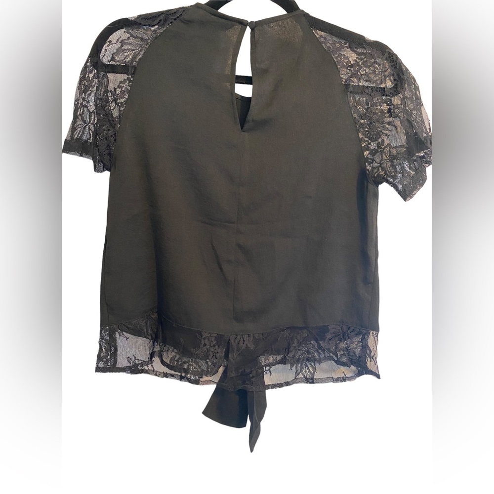 Express Top - Picture 2 of 3